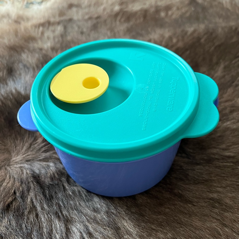 Tupperware CrystalWave Plus Soup Mug – Blue with Teal Lid –